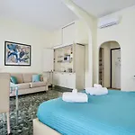 Sweetsuite *
